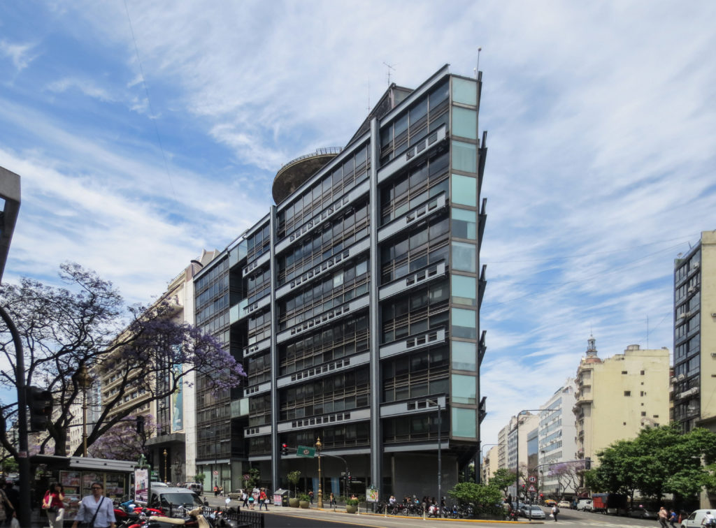 Edificio-Somisa-Mario-Roberto-Alvarez-Buenos-Aires_005-1024x756.jpg